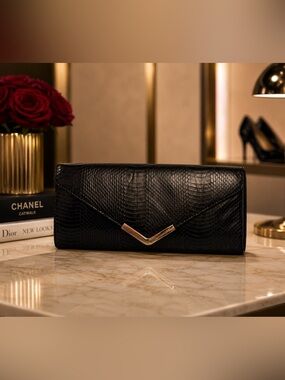 ALDO Black Faux Leather Snakeskin Envelope Clutch Bag with Optional Chain NWT